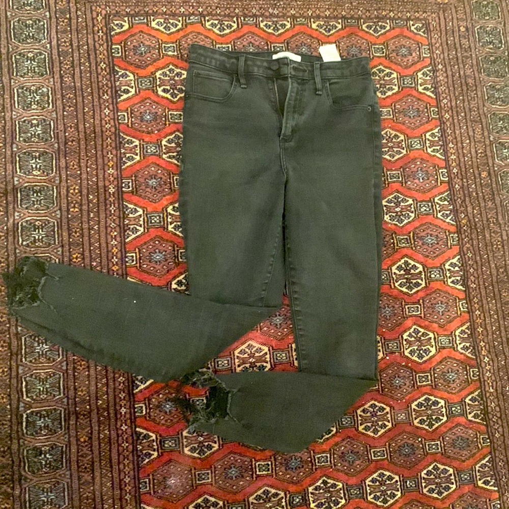 Abercrombie Curve Love High Rise Super Skinny Ankle Jeans Black wash